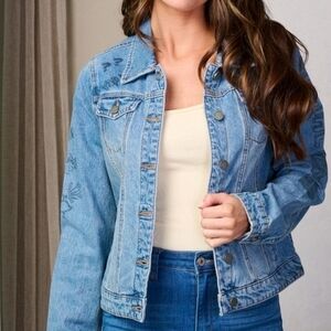 🌟 Women's Blue Graphic Denim Jacket